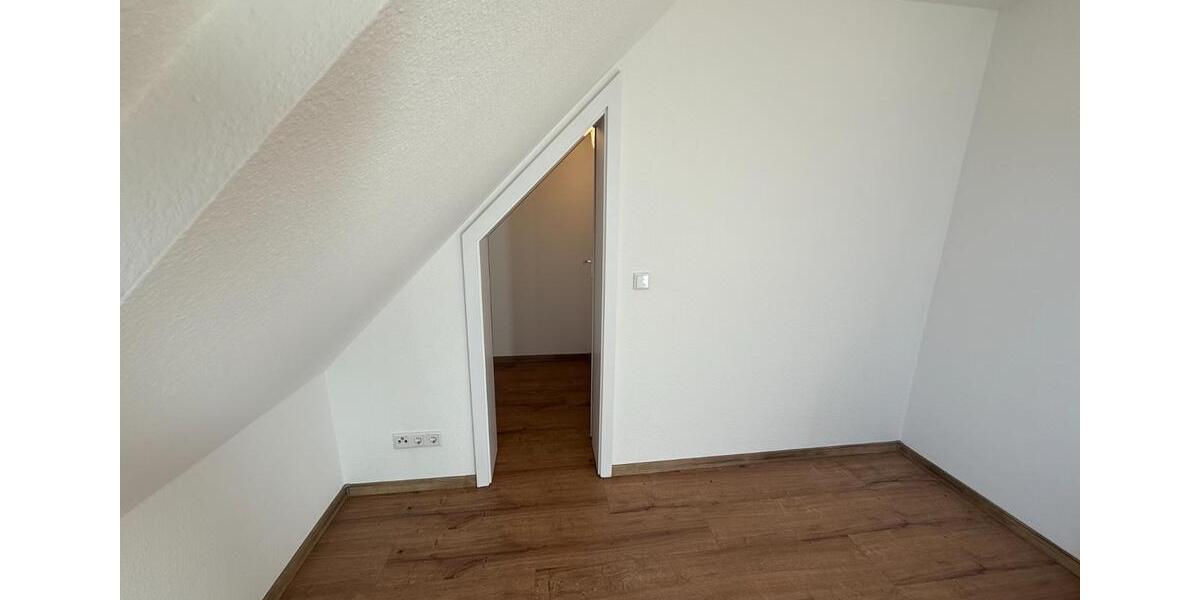 Dachgeschoßwohnung Dinslaken - 1 Zimmer, 56 m&sup2;, 129.000&euro; | Angebot:25252994