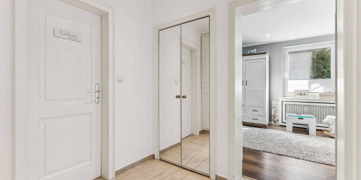 Etagenwohnung Meerbusch Büderich - 3 Zimmer, 122 m&sup2;, 495.000&euro; | Angebot:25958636