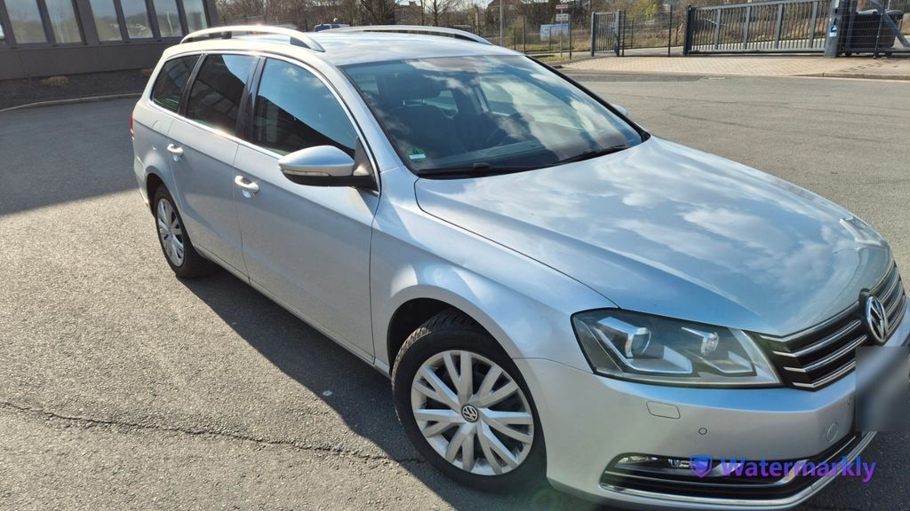 VW Passat Variant 227.886 km 8.900 &euro; Hattingen 45529