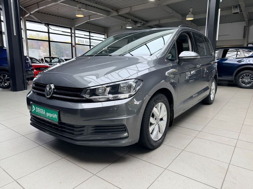 VW Touran 117.656 km 18.890 € Bottrop 46236