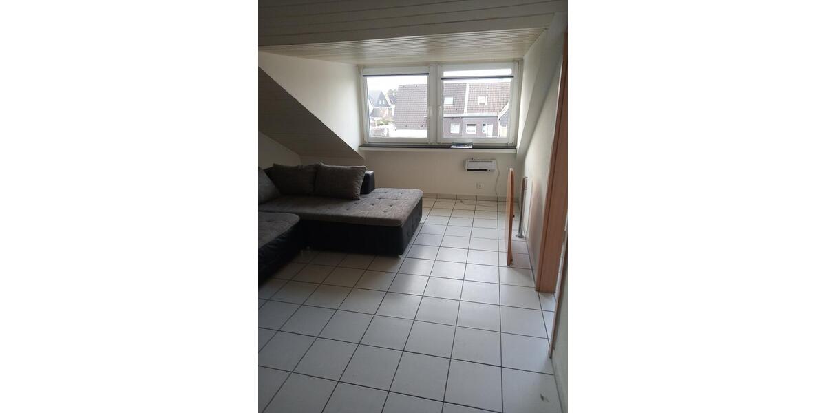 Dachgeschoßwohnung Mülheim an der Ruhr Dümpten - 2 Zimmer, 52 m&sup2;, 520&euro; | Angebot:26237463