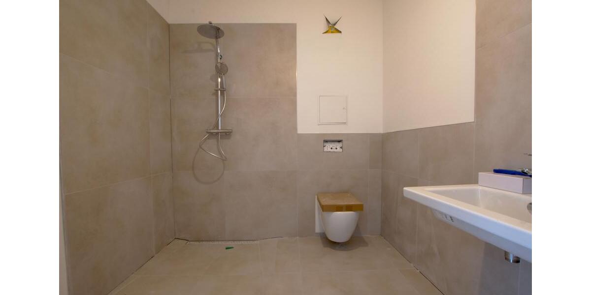 Etagenwohnung Düsseldorf Pempelfort - 3 Zimmer, 88 m&sup2;, 1.680&euro; | Angebot:23703299