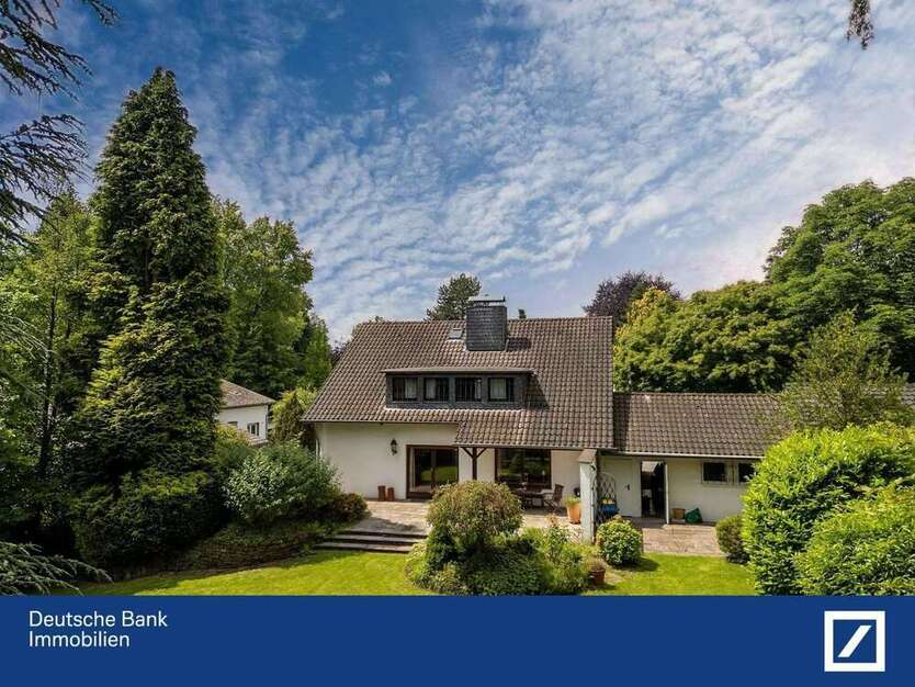 Haus zum Kaufen in Mülheim 1.080.000 € 306 m²
