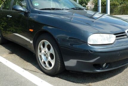 Alfa Romeo 156 220.000 km 690 € Duisburg 47269