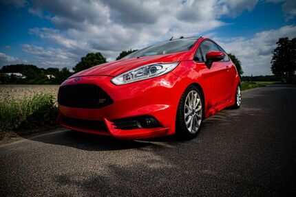 Ford Fiesta 88.000 km 10.800 &euro; Kaarst 41564