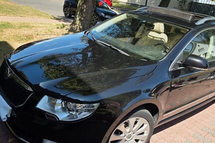 Skoda Superb 203.600 km 4.900 &euro; Gelsenkirchen 45896