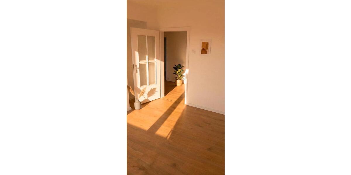 Etagenwohnung Gelsenkirchen Ückendorf - 4 Zimmer, 75 m&sup2;, 562&euro; | Angebot:26350540