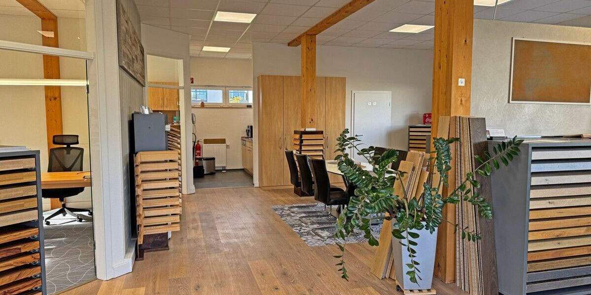 Gewerbeobjekt Voerde Holthausen - 4 Zimmer, 247 m&sup2;, 685.000&euro; | Angebot:23954829