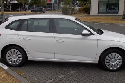 Skoda Scala 199.000 km 9.700 &euro; Düsseldorf 40233
