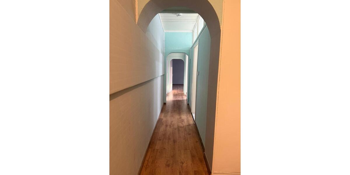 Etagenwohnung Krefeld - 4 Zimmer, 99 m&sup2;, 1.000&euro; | Angebot:26310424