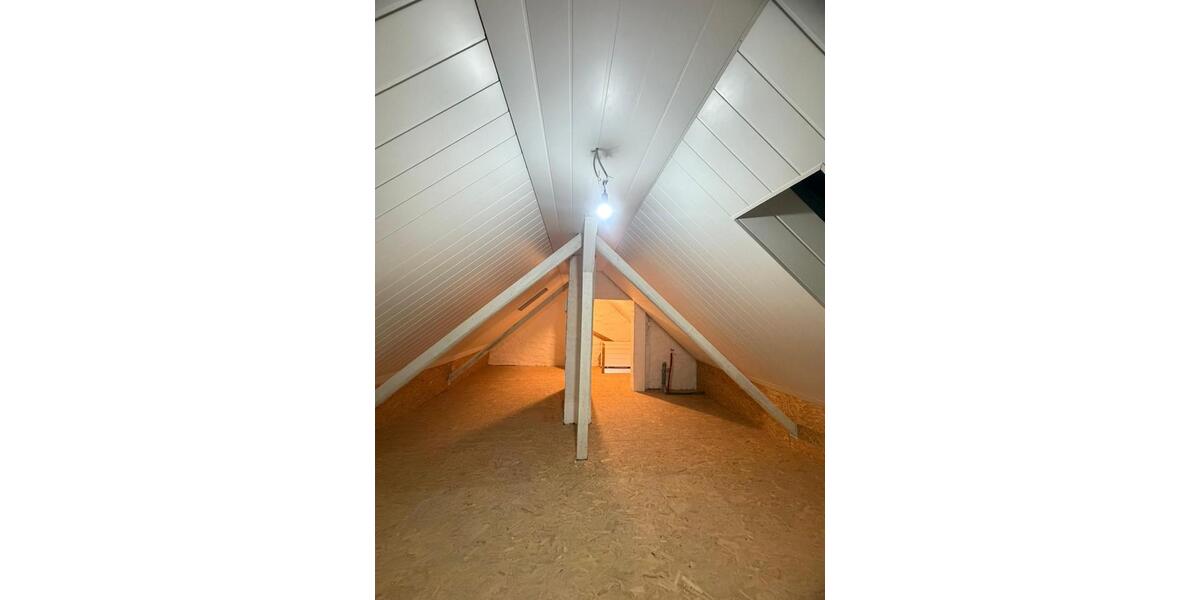 Etagenwohnung Oberhausen Alsfeld - 4 Zimmer, 85 m&sup2;, 1.300&euro; | Angebot:25433320