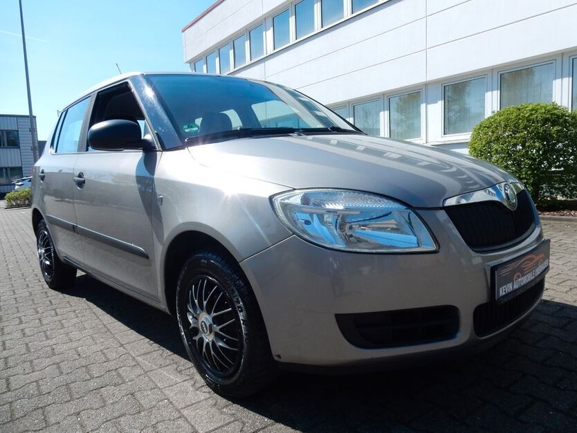 Skoda Fabia 159.341 km 2.500 € Oberhausen 46047