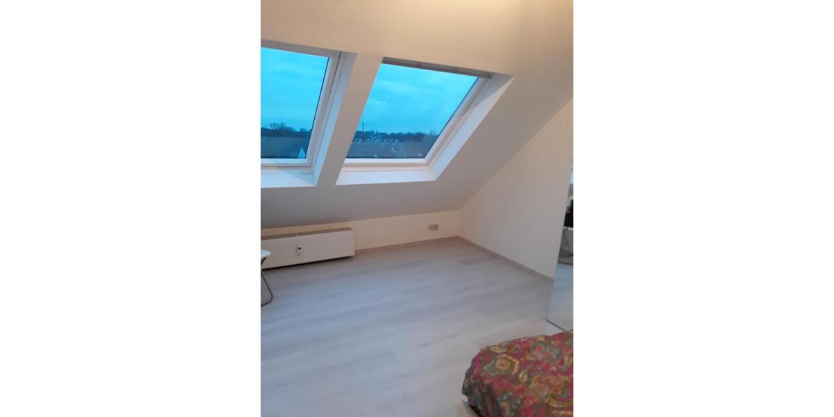 Maisonettenwohnung Essen Stadtbezirk IV - 2.5 Zimmer, 72 m&sup2;, 135.000&euro; | Angebot:27133712