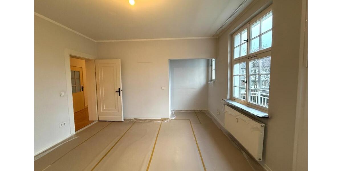 Villa Gelsenkirchen Buer - 12 Zimmer, 310 m&sup2;, 3.200&euro; | Angebot:22985202