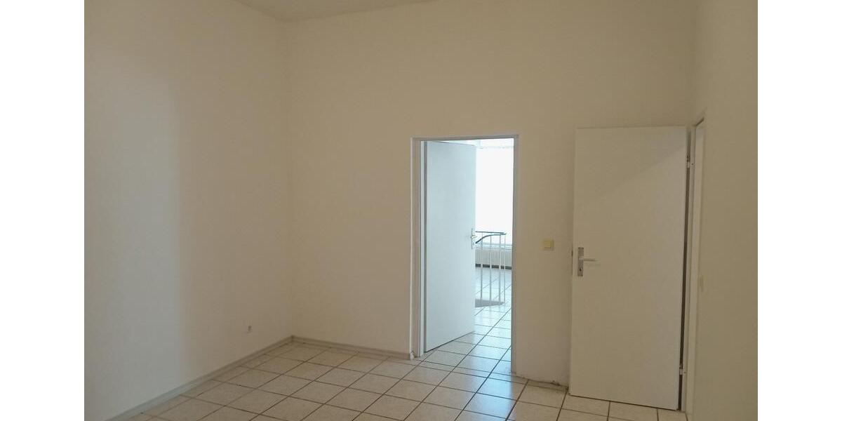 Etagenwohnung Düsseldorf Derendorf - 3 Zimmer, 93 m&sup2;, 299.000&euro; | Angebot:26951472