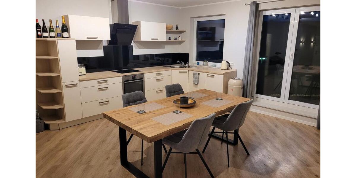 Etagenwohnung Essen Südviertel - 2 Zimmer, 80 m&sup2;, 900&euro; | Angebot:26620050