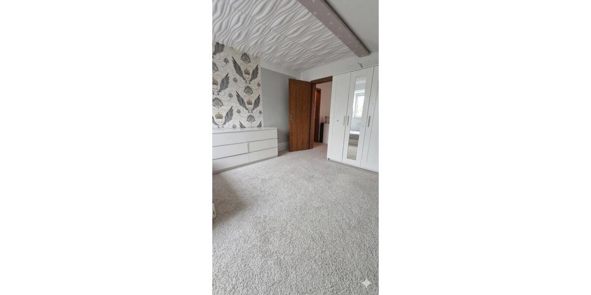 Einfamilienhaus Wesel - 8 Zimmer, 200 m&sup2;, 2.750&euro; | Angebot:26595947