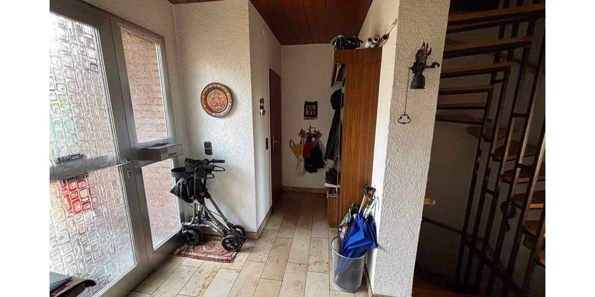 Reihenmittelhaus Krefeld Fischeln - 5 Zimmer, 120 m&sup2;, 430.000&euro; | Angebot:25533093