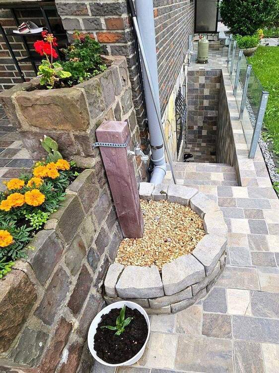 provisionsfrei * Modernisiertes Einfamilienhaus mit 3 Wohneinheiten - ideal als Mehrgenerationenhaus 1 zimmer