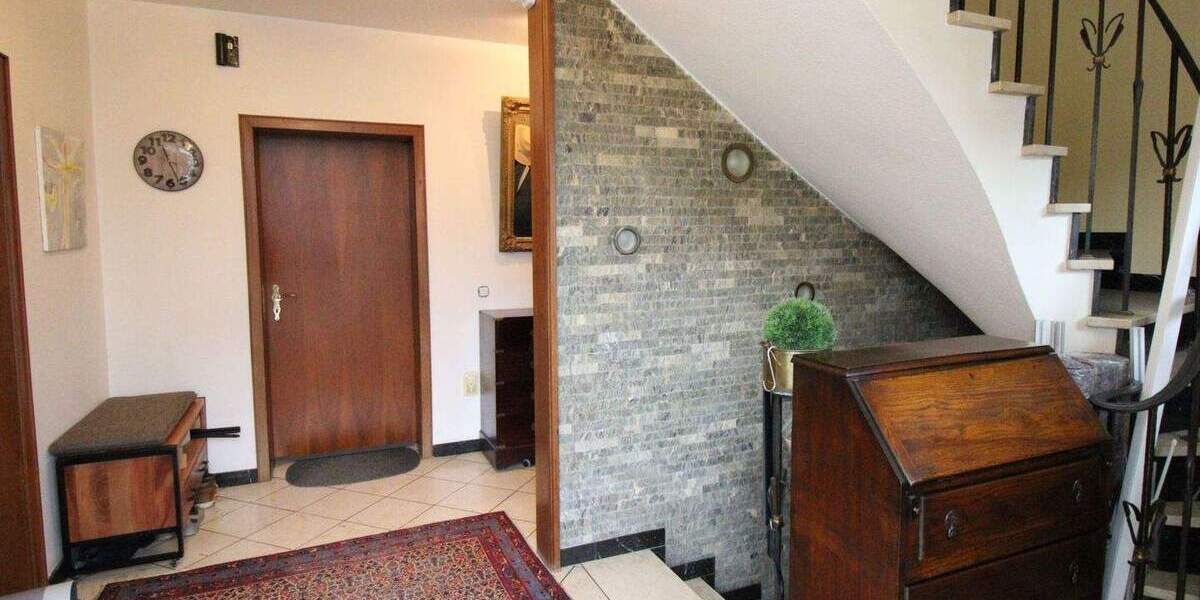 Einfamilienhaus Meerbusch Osterath - 4 Zimmer, 167 m&sup2;, 850.000&euro; | Angebot:24972757