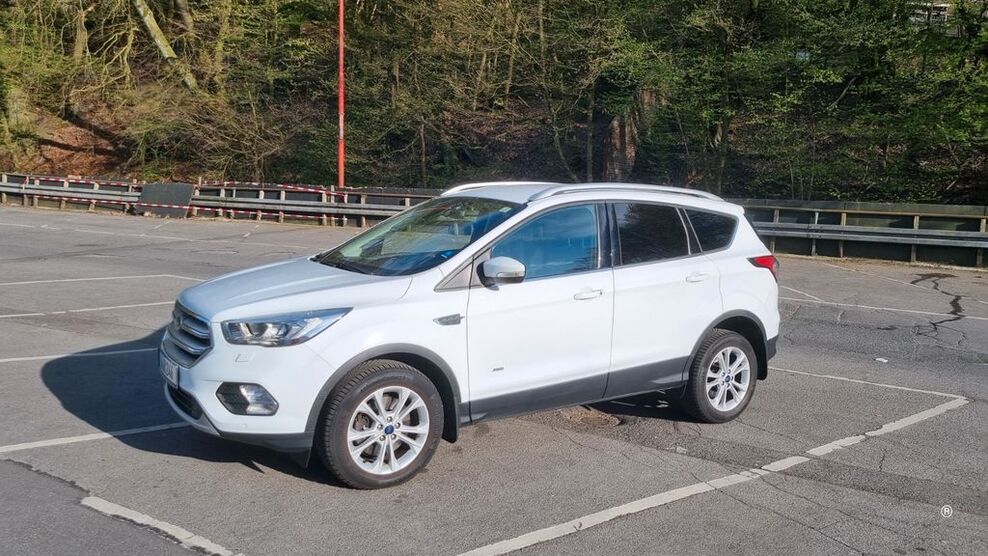 Ford Kuga 163.000 km 14.000 € Wuppertal 42109
