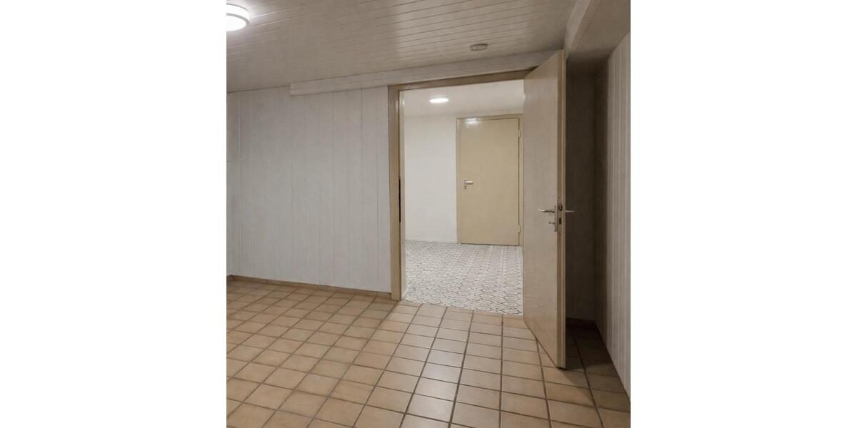 Reihenhaus Moers Rheinkamp - 4.5 Zimmer, 110 m&sup2;, 398.000&euro; | Angebot:24845277