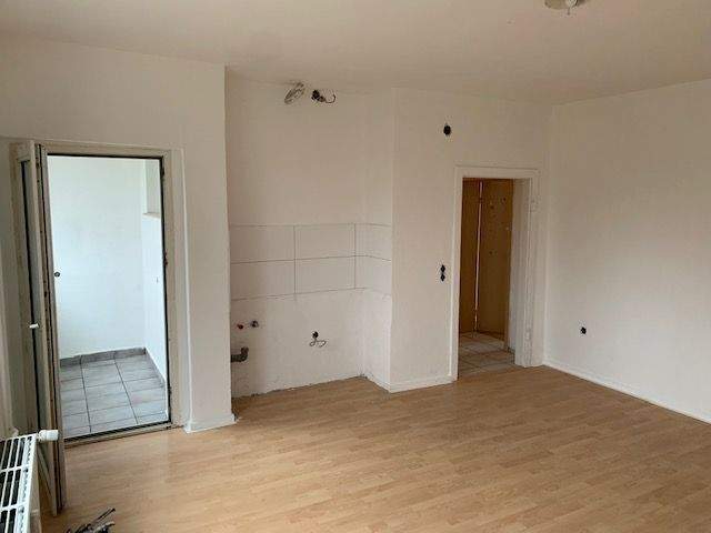 Etagenwohnung Duisburg Marxloh - 2 Zimmer, 61 m&sup2;, 430&euro; | Angebot:24482600