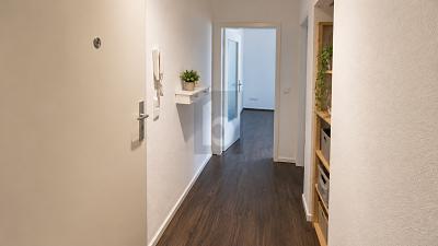 RUHIGES WOHNEN MIT VIEL LAGERFLÄCHE - Etagenwohnung Essen Stadtbezirk IV | Angebot:26847477