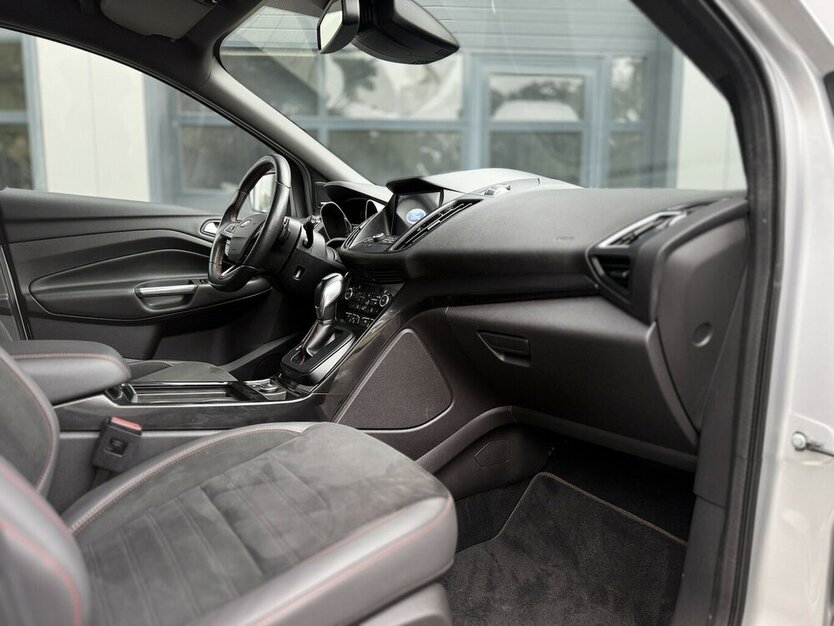 Kuga ST-Line KeylessGO Kamera