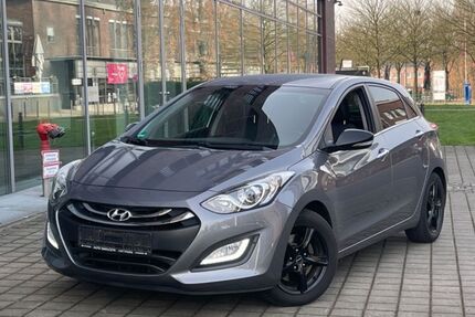Hyundai i30 130.000 km 8.100 &euro; Gelsenkirchen 45899