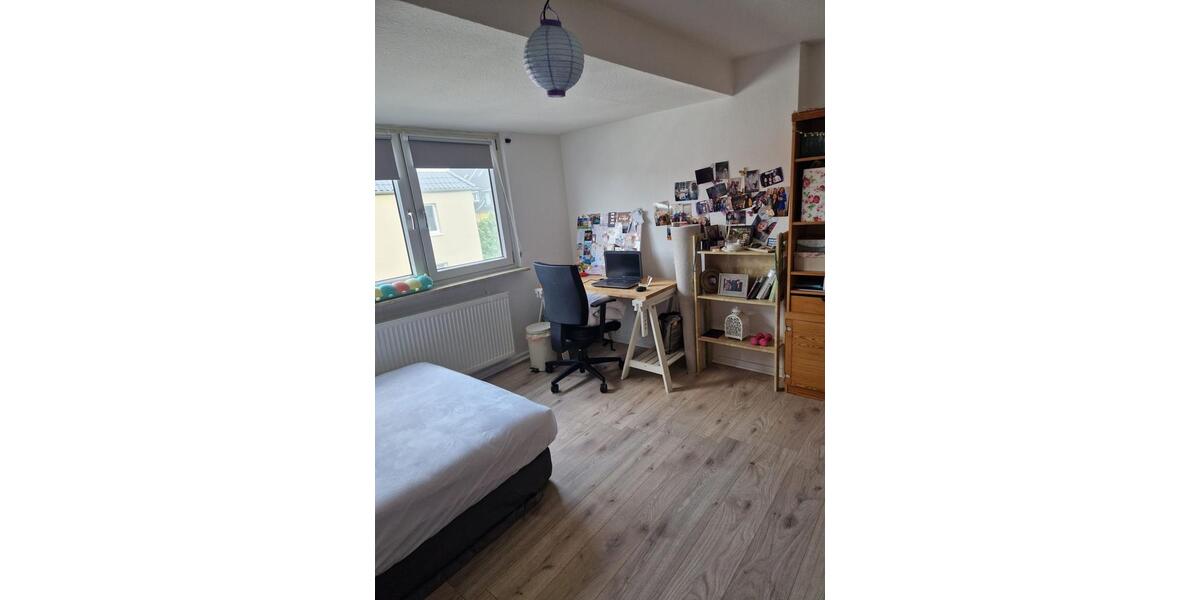 Dachgeschoßwohnung Essen Stadtbezirk III - 1 Zimmer, 36 m&sup2;, 544&euro; | Angebot:26372655