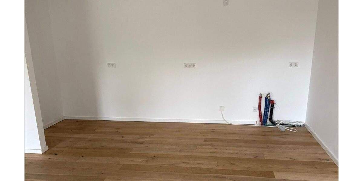 Etagenwohnung Kaarst Vorst - 3 Zimmer, 138 m&sup2;, 2.070&euro; | Angebot:26107067