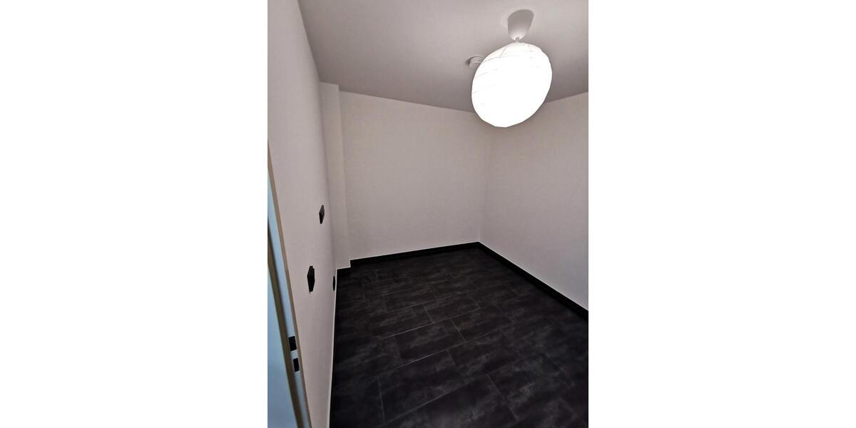 Etagenwohnung Krefeld Cracau - 2 Zimmer, 36 m&sup2;, 83.500&euro; | Angebot:26964737