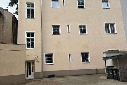 Haus Duisburg Laar - 14 Zimmer, 260 m&sup2;, 490.000&euro; | Angebot:24839037