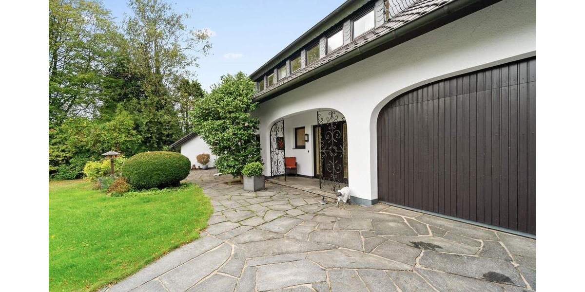 Einfamilienhaus Ratingen Hösel - 9 Zimmer, 303 m&sup2;, 1.450.000&euro; | Angebot:24462555