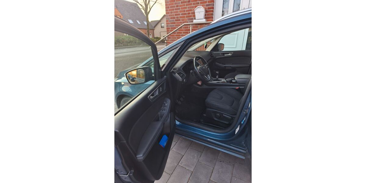 Ford S-Max 110.000 km 13.999 &euro; Dorsten 46286