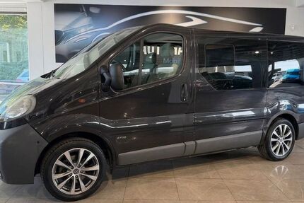 Opel Vivaro 173.553 km 8.900 &euro; Ratingen 40880