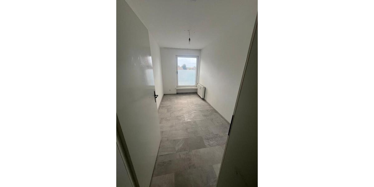 Etagenwohnung Oberhausen Alsfeld - 4.5 Zimmer, 89 m&sup2;, 695&euro; | Angebot:26301687