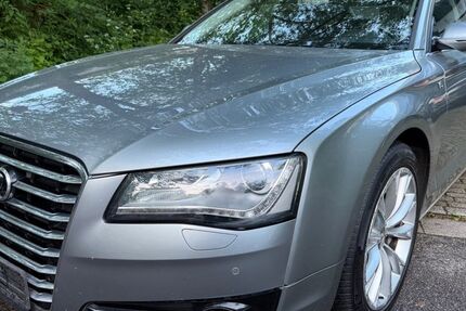 Audi A8 265.564 km 11.200 &euro; Essen 45276