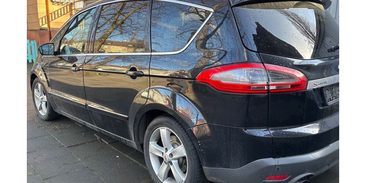 Ford S-Max 248.000 km 6.900 &euro; Duisburg 47137