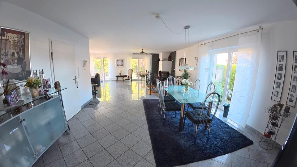 Erdgeschoßwohnung Wesel Fusternberg - 4 Zimmer, 142 m&sup2;, 399.000&euro; | Angebot:26889471