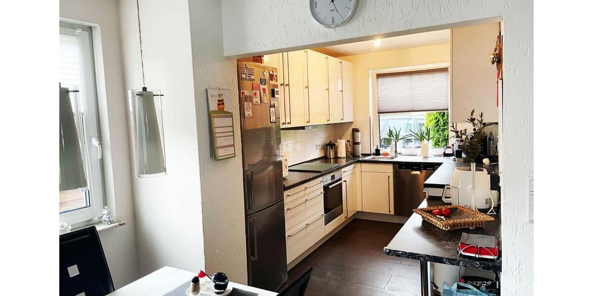 Doppelhaushälfte Essen Stadtbezirk V - 5 Zimmer, 133 m&sup2;, 2.150&euro; | Angebot:25422427