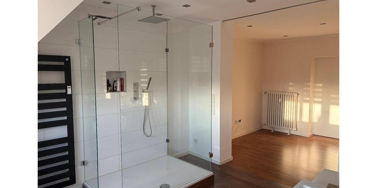 Dachgeschoßwohnung Düsseldorf Stadtbezirk 7 - 5 Zimmer, 139 m&sup2;, 680.000&euro; | Angebot:26423522