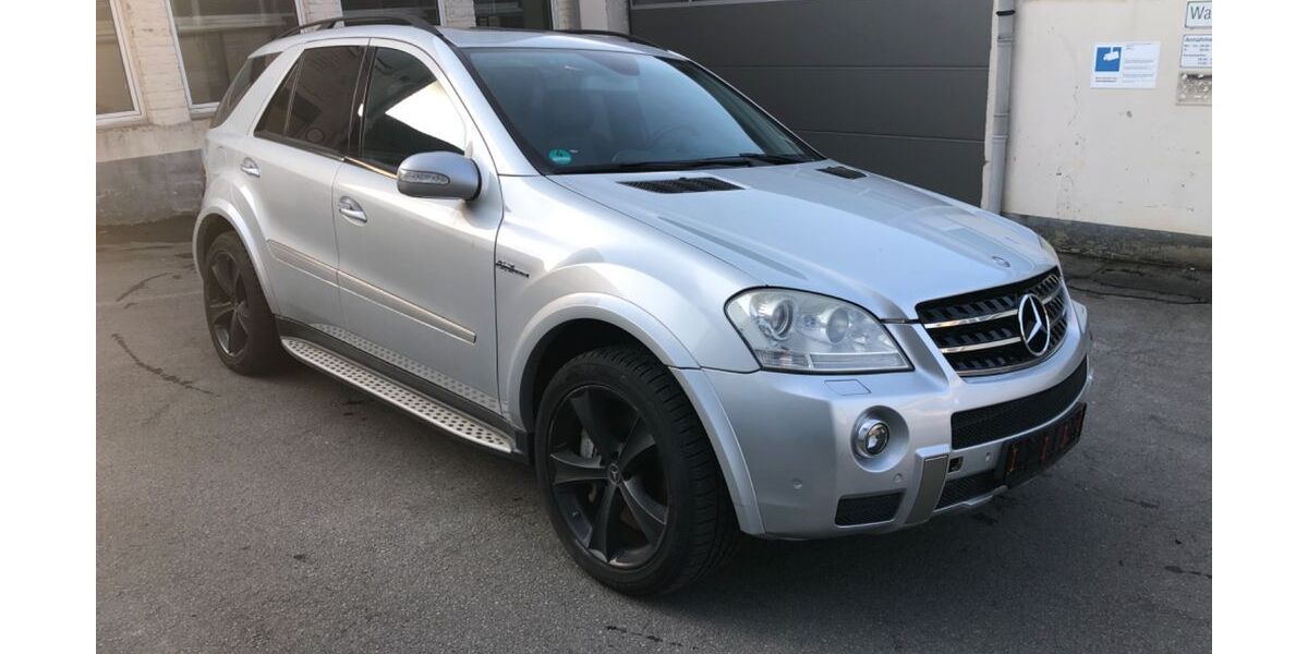 Mercedes-Benz ML 63 AMG 145.000 km 10.990 &euro; Heiligenhaus 42579
