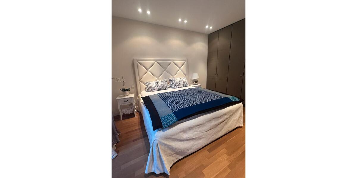Etagenwohnung Düsseldorf Heerdt - 2 Zimmer, 65 m&sup2;, 650.000&euro; | Angebot:27096074