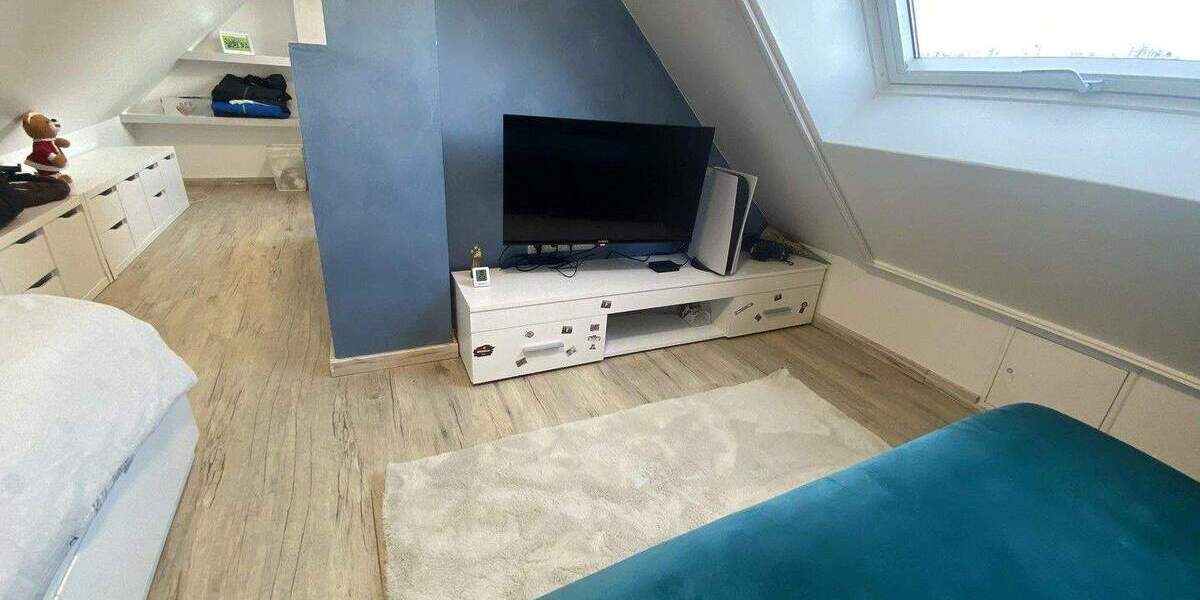 Doppelhaushälfte Duisburg Huckingen - 7 Zimmer, 120 m&sup2;, 629.000&euro; | Angebot:25087157