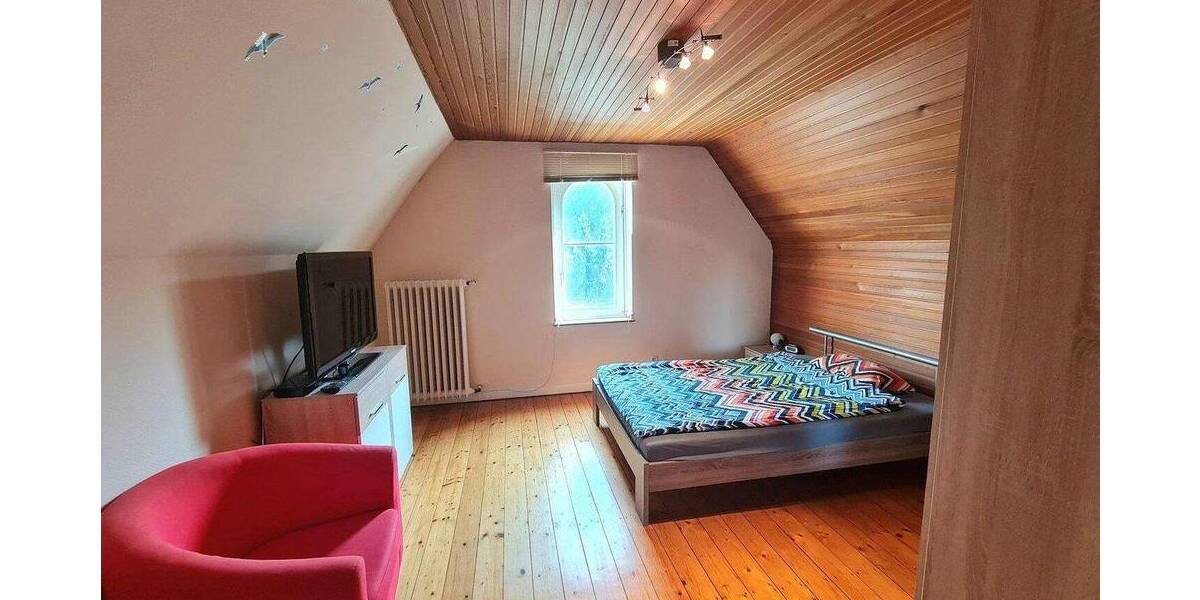 Einfamilienhaus Duisburg Hochemmerich - 9 Zimmer, 220 m&sup2;, 657.000&euro; | Angebot:26900580