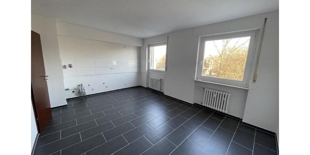Etagenwohnung Düsseldorf Stadtbezirk 2 - 3 Zimmer, 104 m&sup2;, 1.550&euro; | Angebot:26338386
