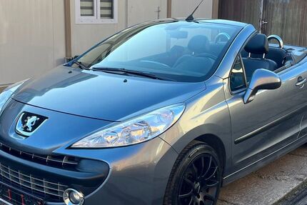Peugeot 207 151.000 km 2.990 &euro; Hattingen 45525