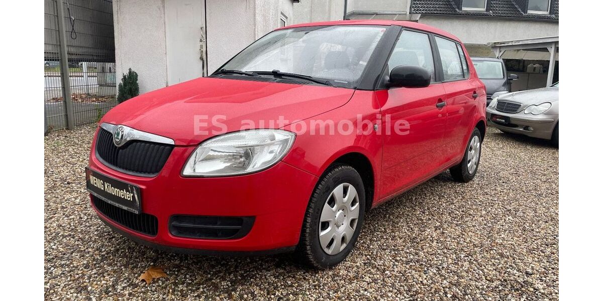 Skoda Fabia 90.200 km 3.699 &euro; Duisburg 47167